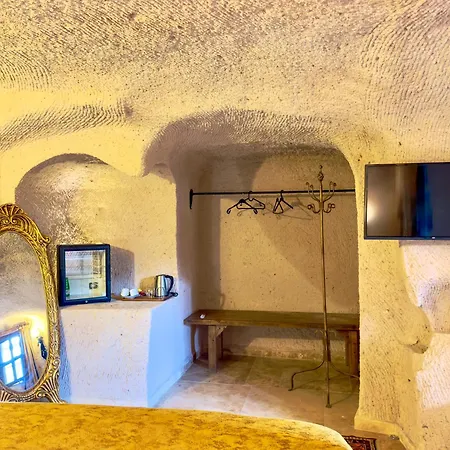 Guelperi Cave * Невшехир